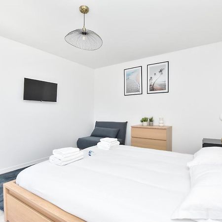 Authentic Apartment - 1Br-4P - La Villette パリ エクステリア 写真